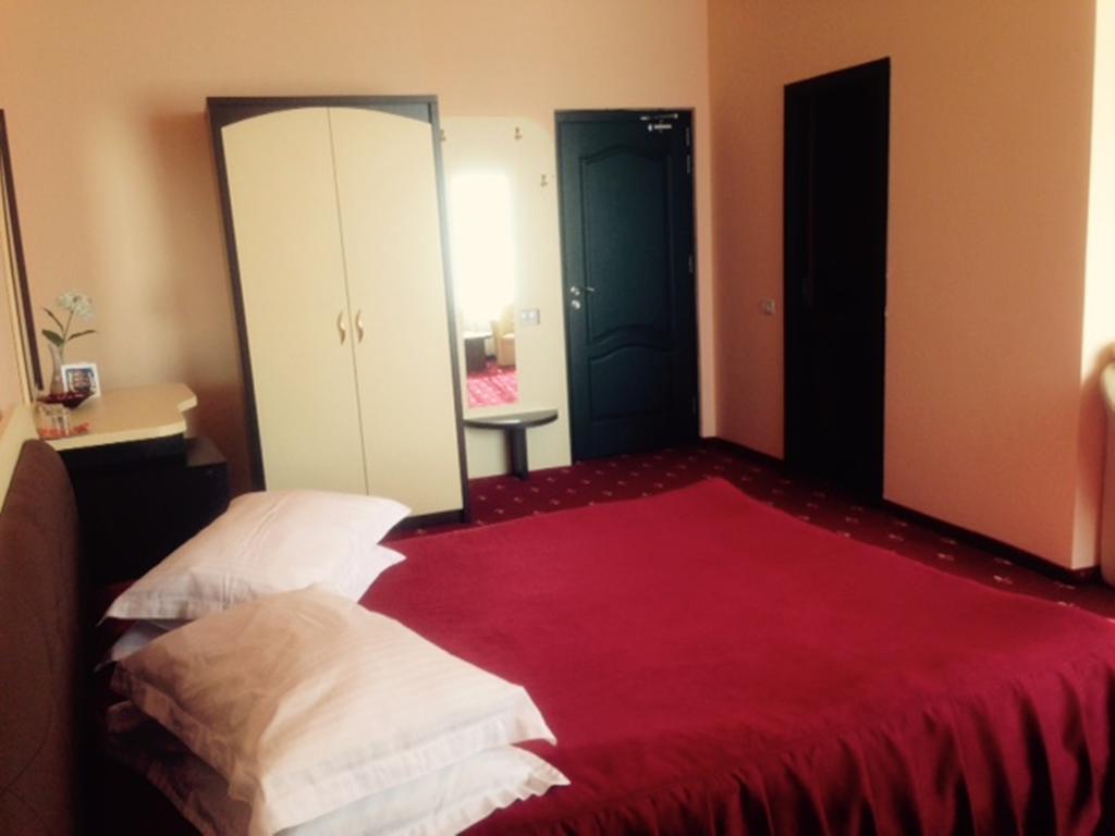 Hotel Kleyn Constanţa Cameră foto
